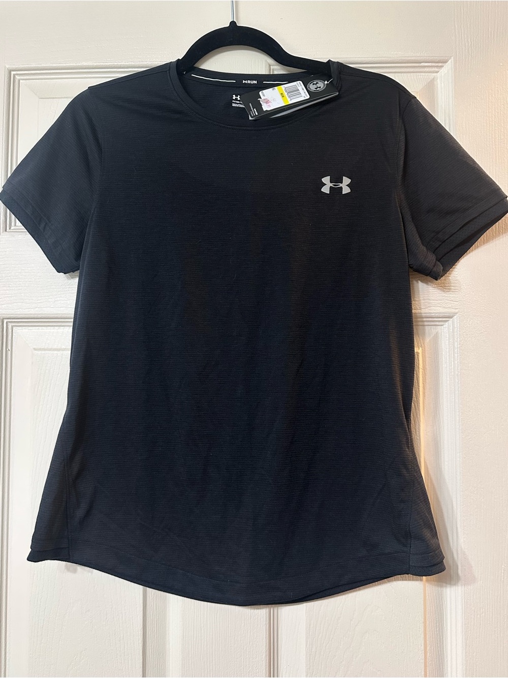 Under Armour Women’s Black Short-Sleeve Workout Tee